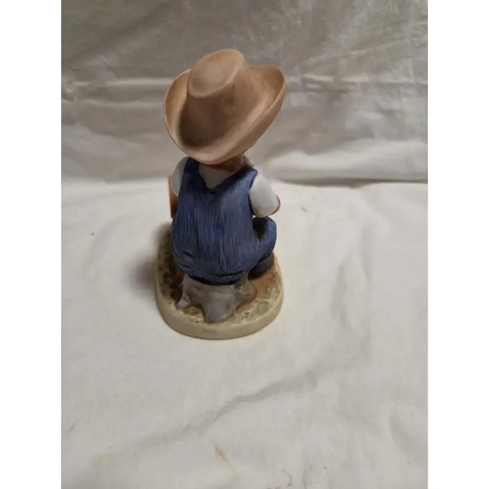 Homco DENIM DAYS Figurine - Beautiful Piece